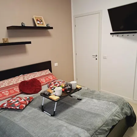 Apartment Gemini House On Mandello del Lario